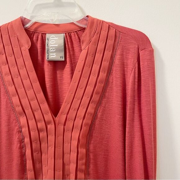 Dolan Left Coast Collection Pleated V-Neck Panel Slub Knit Top - Size XS - Picture 2 of 7